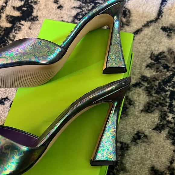 NWOT Nine West Slides. Size 9. Super cute metallic colors - Picture 5 of 5